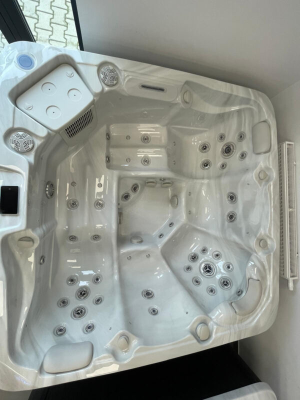 Angora Jacuzzi Ogrodowe