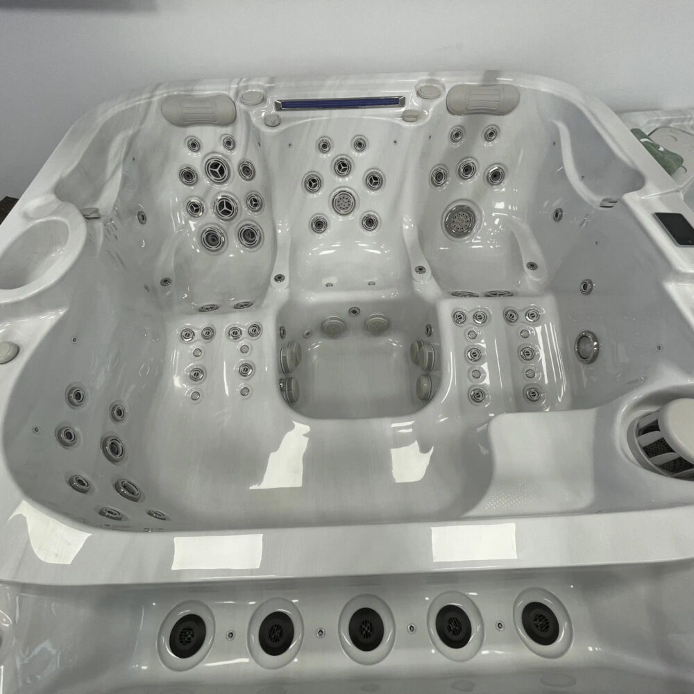 Helios Jacuzzi Ogrodowe