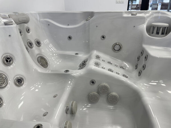 Helios Jacuzzi Ogrodowe