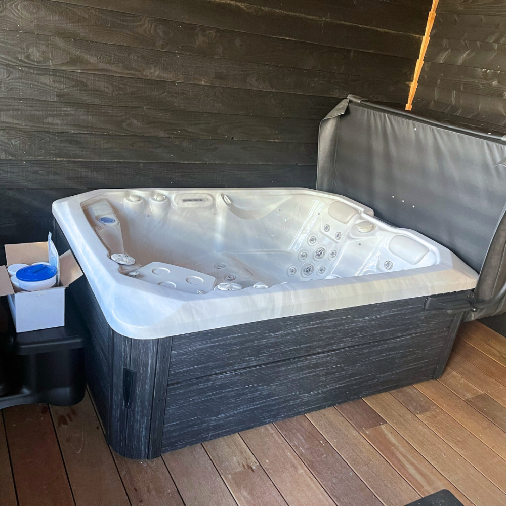 Jacuzzi Ogrodowe Majesty dla 2-3 osób – Wanna SPA Całoroczna - obrazek 23