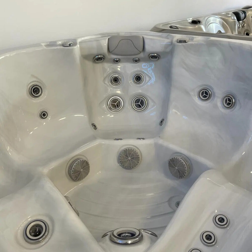 Marseille Jacuzzi Ogrodowe