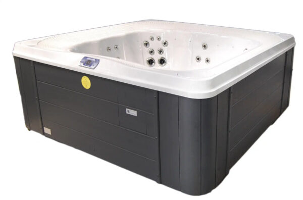 River Flow Square Jacuzzi Ogrodowe