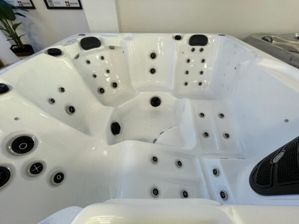 Trident Jacuzzi Ogrodowe