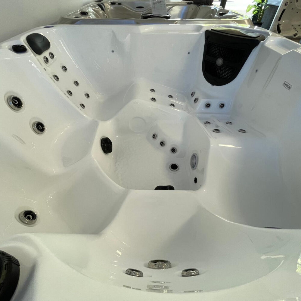 Trident Jacuzzi Ogrodowe