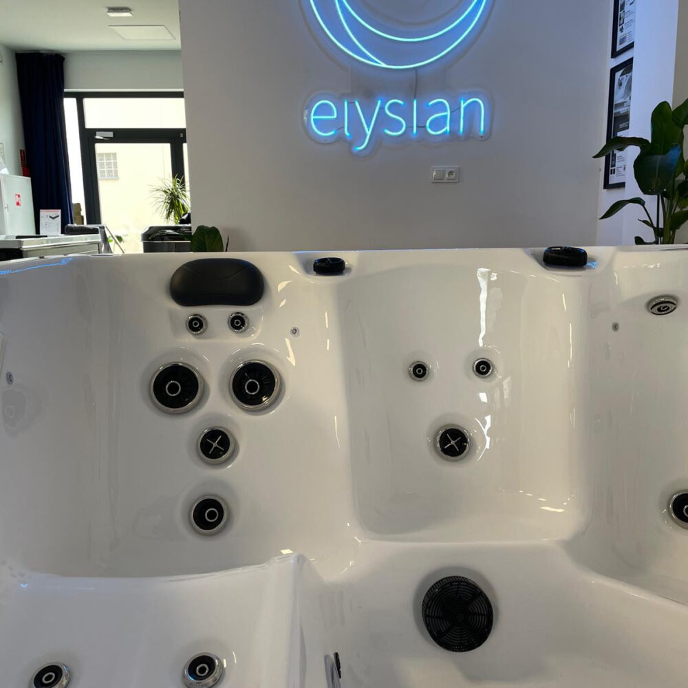 Trident Jacuzzi Ogrodowe